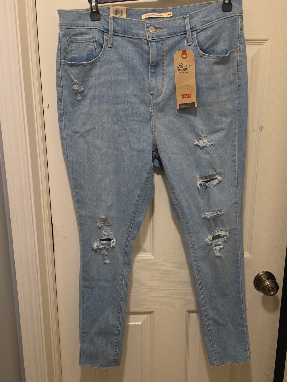 Levi's Light Wash High-Rise Distressed Skinny Jeans